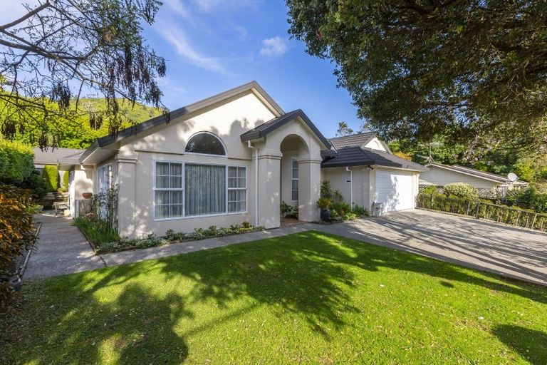 Photo of property in 41a Winara Avenue, Waikanae, 5036