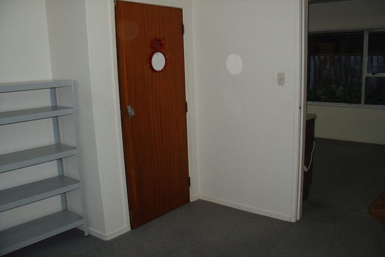 Photo of property in 30 Brixham Way, Newtown, Wellington, 6021