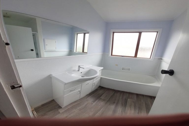 Photo of property in 21 Kaiwaka Road, Waiuku, 2123