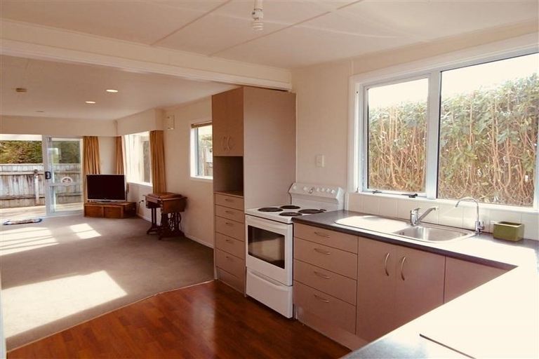 Photo of property in 17a Aotea Street, Welbourn, New Plymouth, 4312