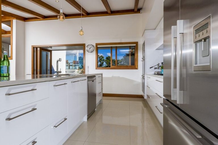 Photo of property in 16 Tizard Road, Birkenhead, Auckland, 0626