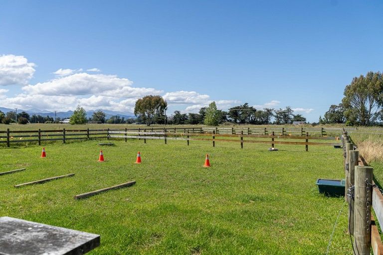 Photo of property in 13 Wards Line, Morison Bush, Greytown, 5794