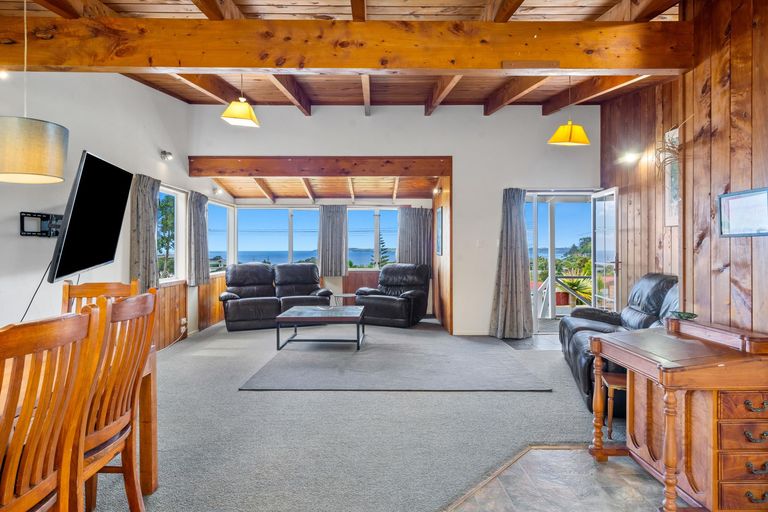 Photo of property in 16 Sea View Road, Leigh, 0985