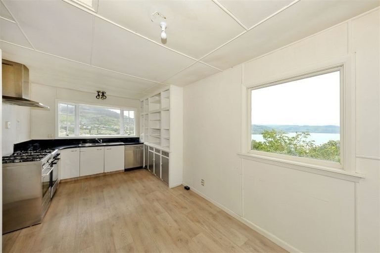 Photo of property in 2 Selwyn Lane, Lyttelton, 8082