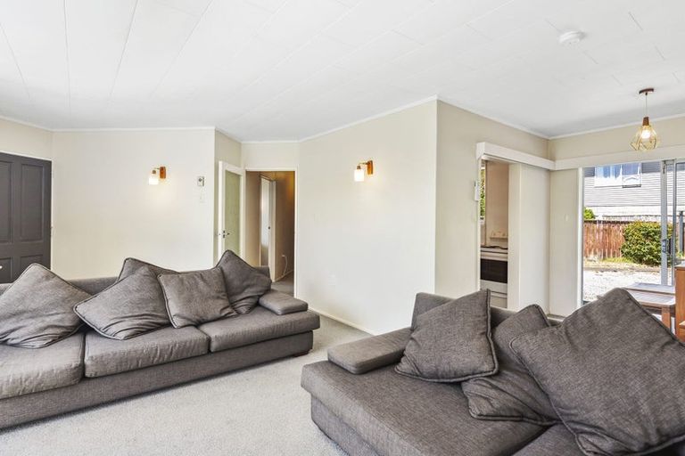 Photo of property in 86 Gray Avenue, Paraparaumu Beach, Paraparaumu, 5032