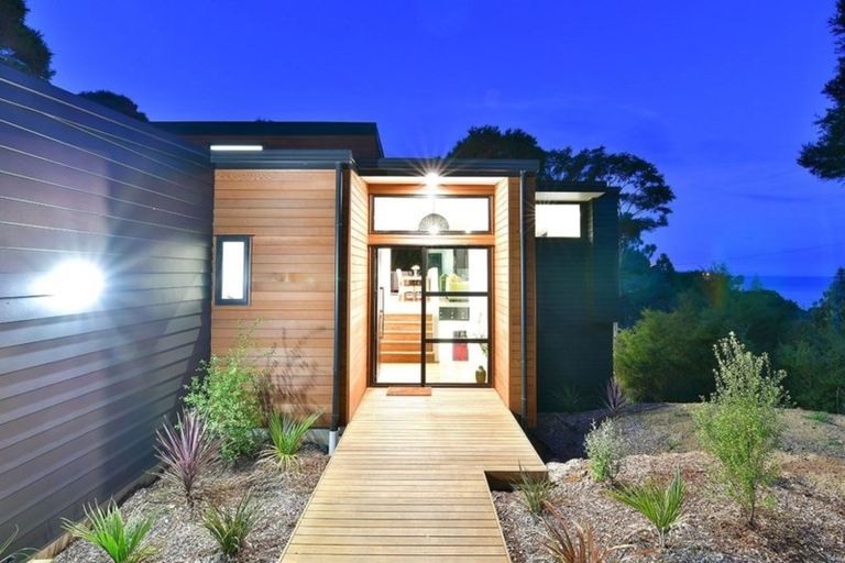 Photo of property in 31g Cochrane Avenue, Arkles Bay, Whangaparaoa, 0932