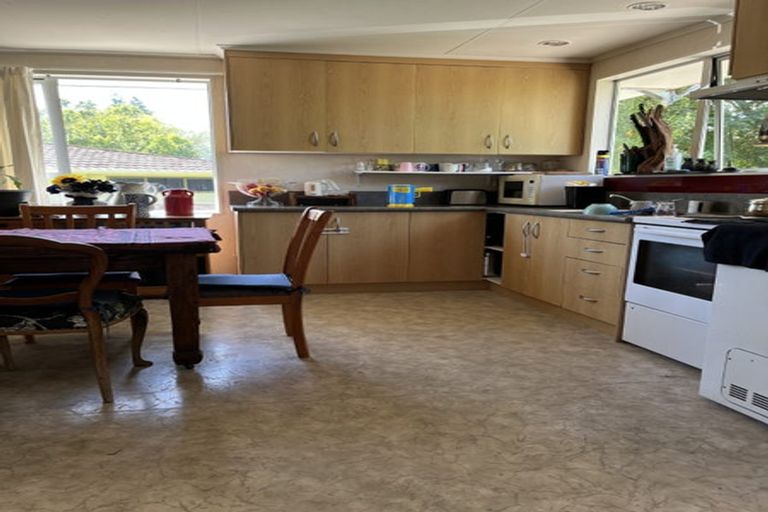 Photo of property in 11 Turquoise Place, Pukehangi, Rotorua, 3015