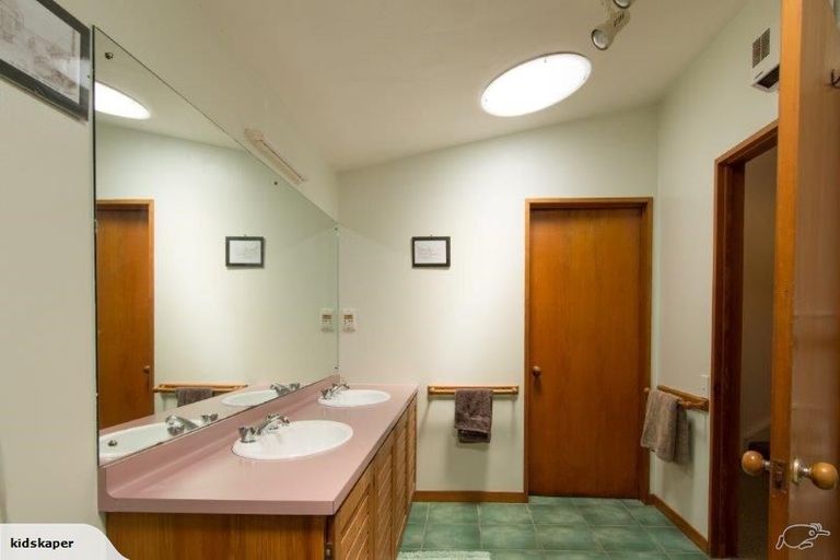 Photo of property in 28 Rata Street, The Brook, Nelson, 7010