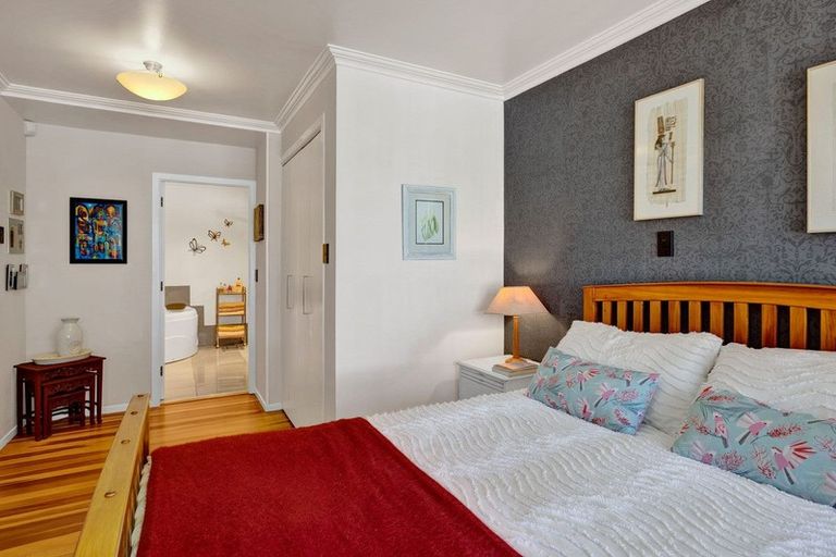 Photo of property in 142a Ngamotu Road, Spotswood, New Plymouth, 4310