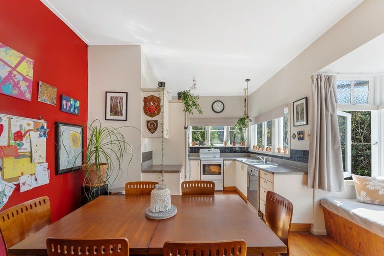 Photo of property in 10 Parkview Place, Stoke, Nelson, 7011