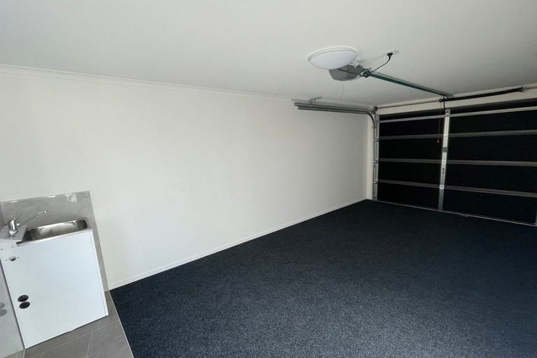Photo of property in 29c Kenderdine Road, Papatoetoe, Auckland, 2025