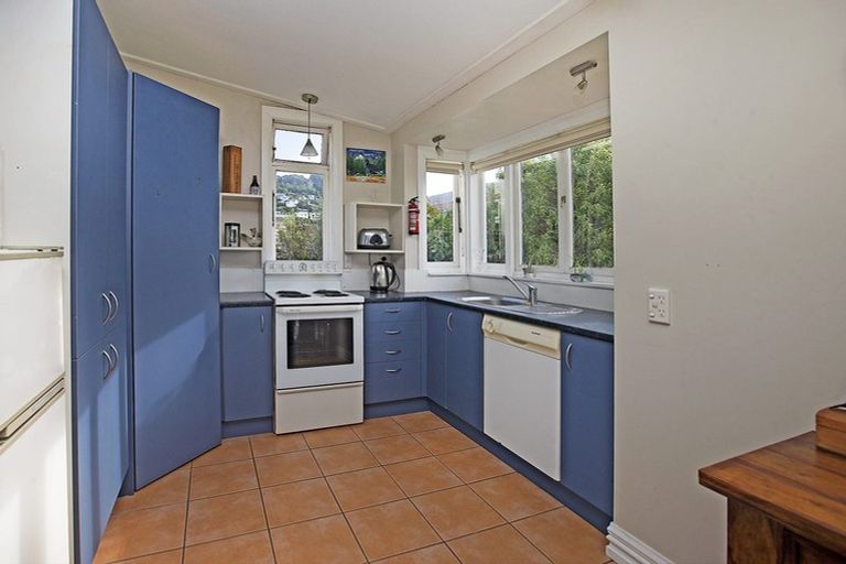 Photo of property in 63 Endeavour Street, Lyall Bay, Wellington, 6022