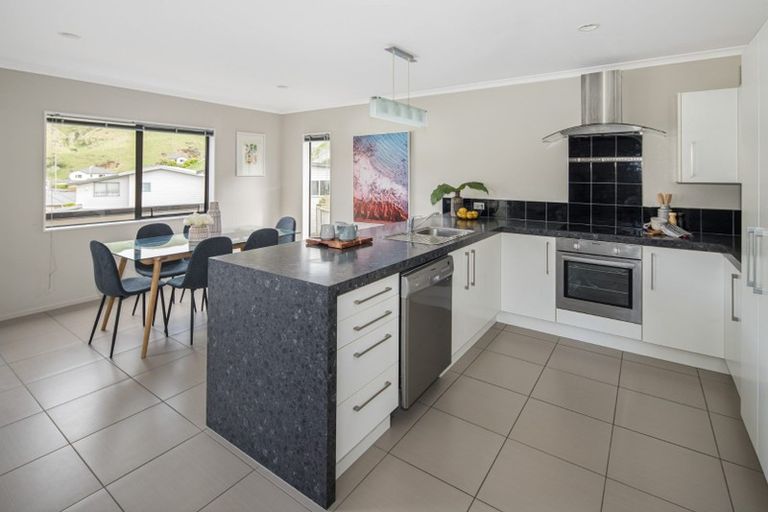 Photo of property in 11a Mauldeth Terrace, Churton Park, Wellington, 6037