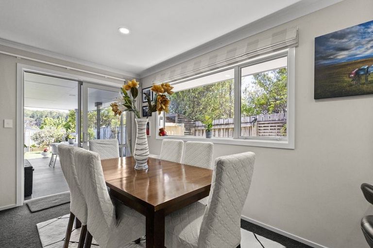 Photo of property in 118 Milton Terrace, Picton, 7220