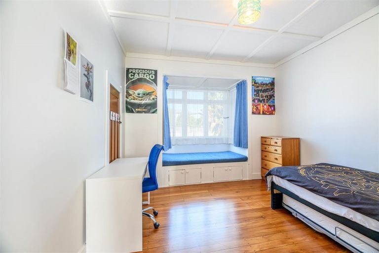 Photo of property in 67 Sturges Road, Henderson, Auckland, 0612