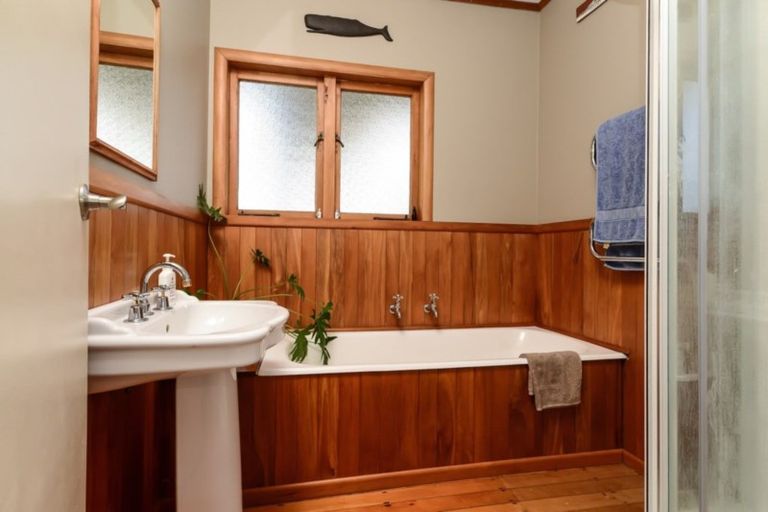 Photo of property in 104 Tuhikaramea Road, Dinsdale, Hamilton, 3204