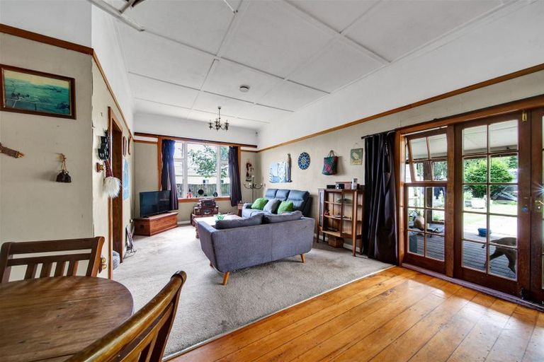 Photo of property in 35 Kauae Street, Manaia, 4612