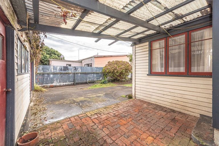 Photo of property in 3 Abbot Street, Gonville, Whanganui, 4501