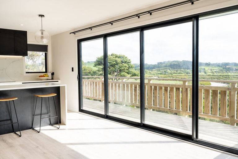 Photo of property in 193 Pinchgut Road, Kaukapakapa, 0873