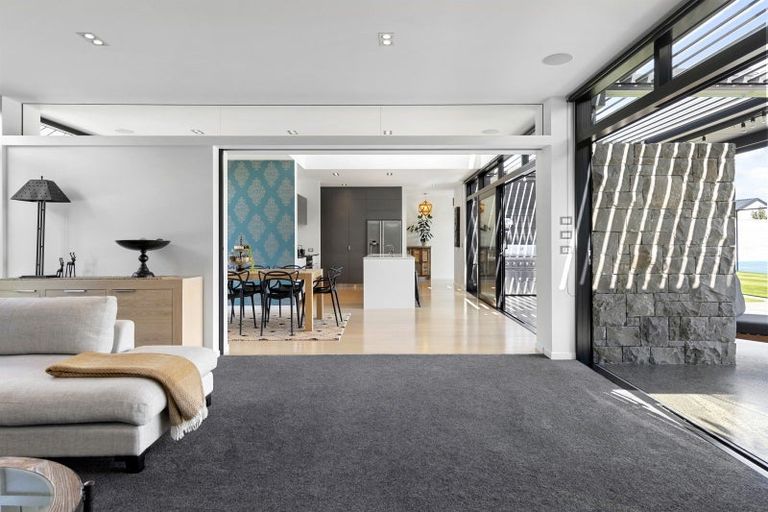 Photo of property in 18 Quarters Place, Halswell, Christchurch, 8025