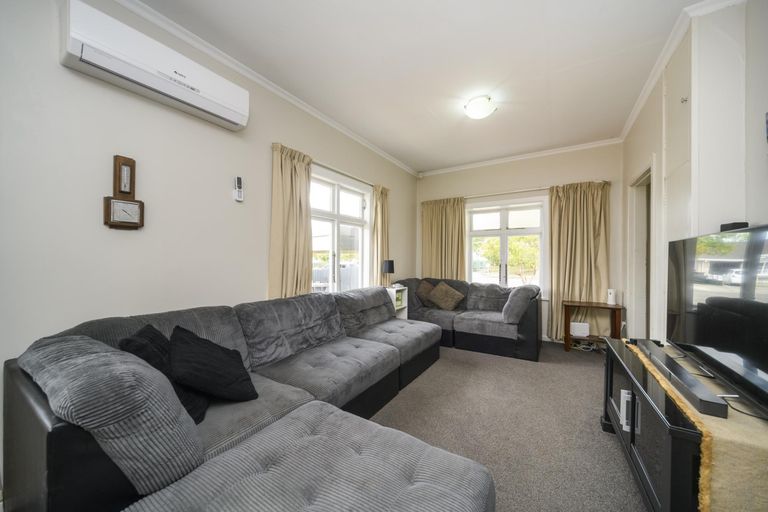 Photo of property in 21a Haydon Street, Roslyn, Palmerston North, 4414