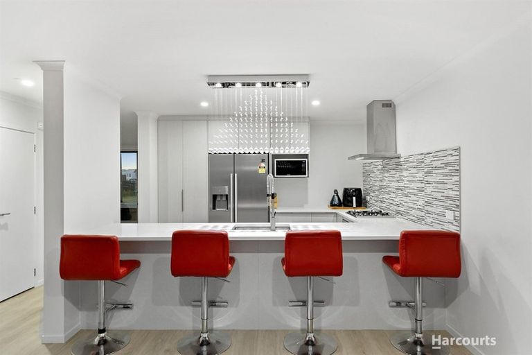 Photo of property in 12 Kauri Heart Avenue, Takanini, 2112