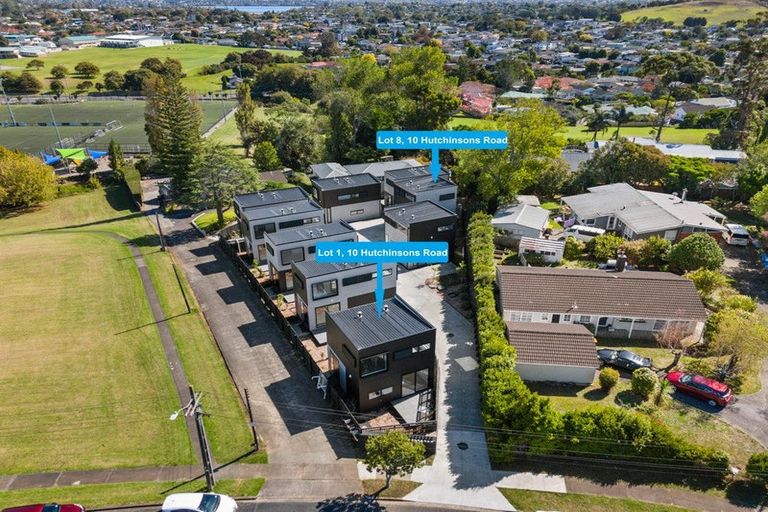 Photo of property in 8/10 Hutchinsons Road, Bucklands Beach, Auckland, 2014