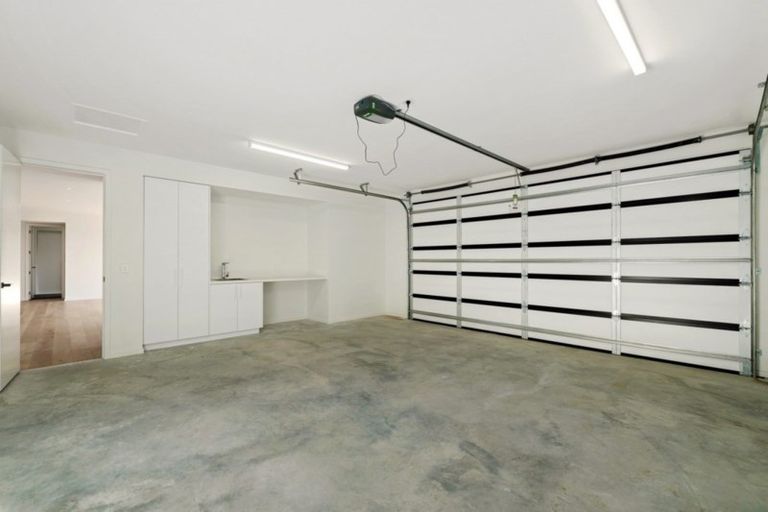 Photo of property in 33 Obelisk Street, Wanaka, 9305