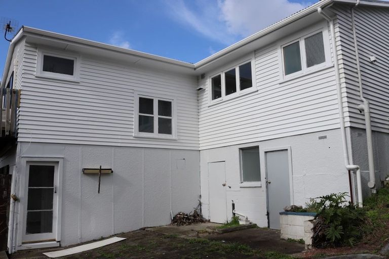 Photo of property in 579 East Coast Road, Browns Bay, Auckland, 0630