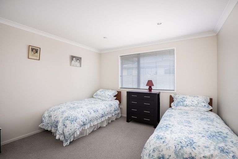 Photo of property in 1 Honeyfield Drive, Whalers Gate, New Plymouth, 4310