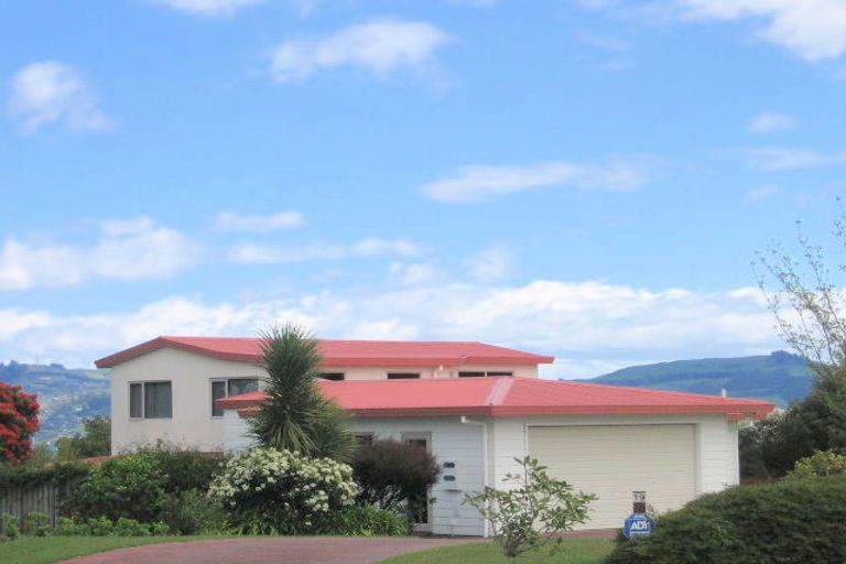 Photo of property in 19 Fairview Terrace, Waipahihi, Taupo, 3330
