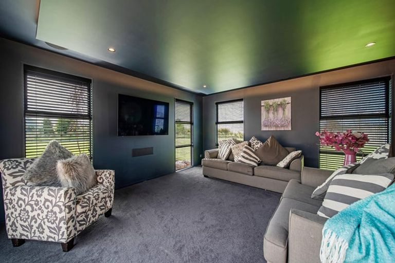 Photo of property in 56 Kingsdowne Drive, West Melton, 7618