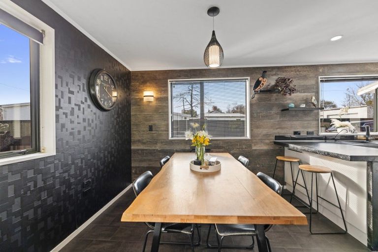 Photo of property in 25 Dryden Street, Milton, 9220