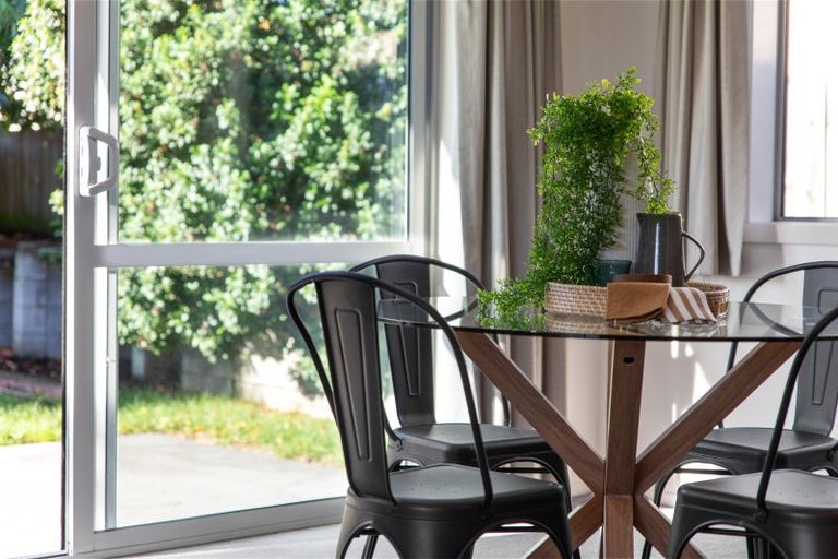 Photo of property in 17b Holdaway Street, Riversdale, Blenheim, 7201