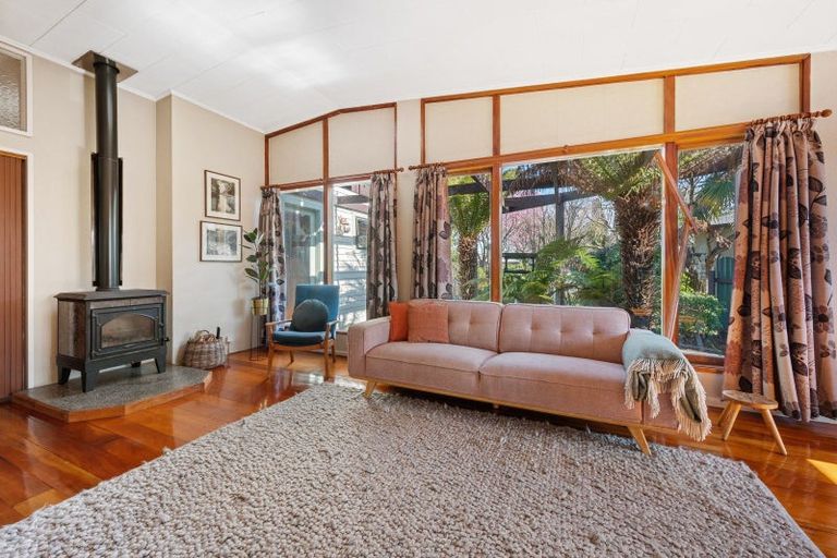 Photo of property in 15 Mill Road, Clive, 4102