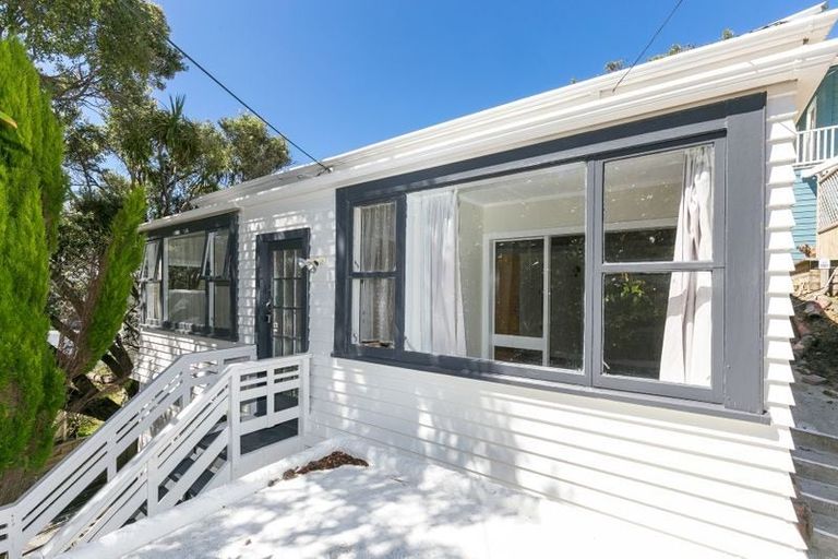 Photo of property in 61 Rolleston Street, Mount Cook, Wellington, 6021