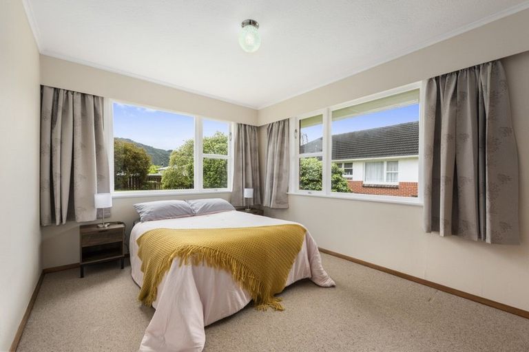 Photo of property in 59 Kashmir Avenue, Clouston Park, Upper Hutt, 5018