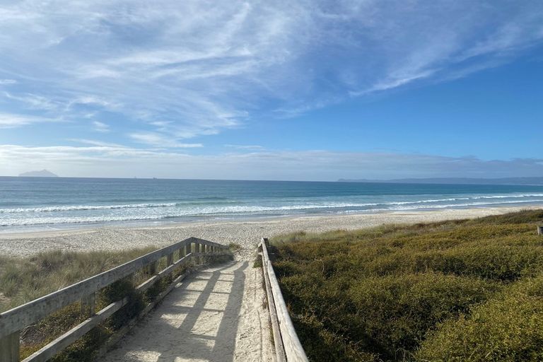 Photo of property in 15 Ocean View Rise, Ruakaka, 0116