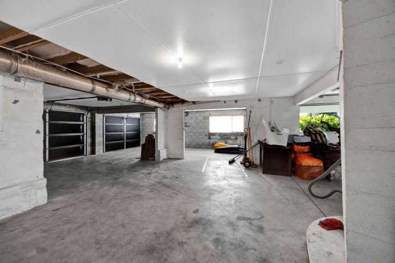 Photo of property in 39 Cameron Street, New Plymouth, 4310