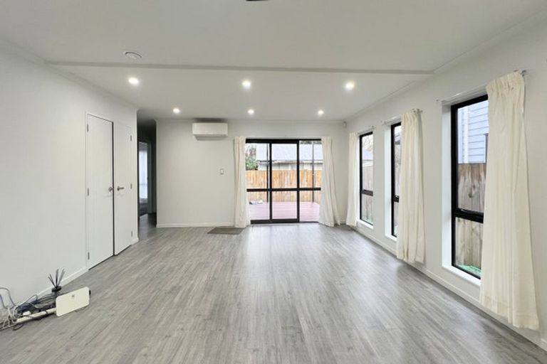 Photo of property in 16c Kelvin Road, Papakura, 2110