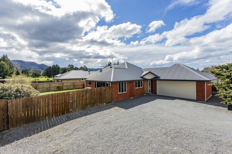 Photo of property in 70 Church Street, Oxford, 7430