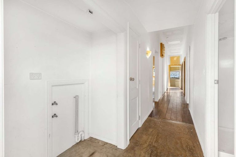 Photo of property in 44 Tennyson Street, Dannevirke, 4930