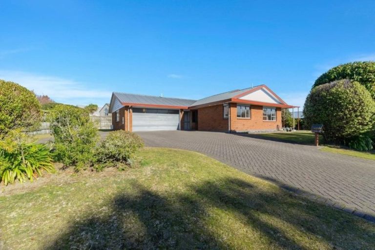 Photo of property in 3 Westminster Drive, Owhata, Rotorua, 3010