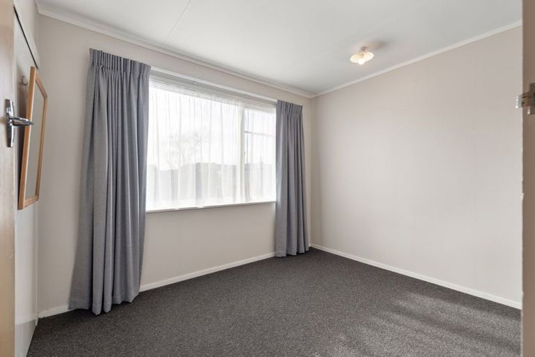 Photo of property in 19 Blenheim Place, Feilding, 4702