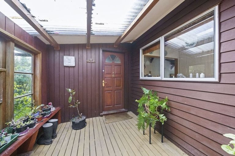 Photo of property in 134 Miromiro Road, Normandale, Lower Hutt, 5010