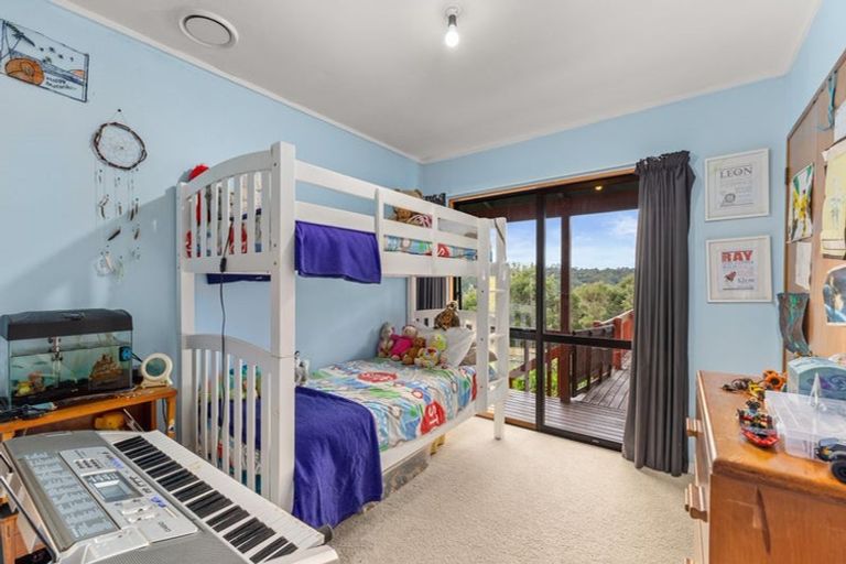 Photo of property in 11 Falls View Road, Haruru, 0204