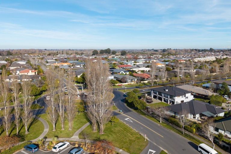 Photo of property in 20 Baltic Place, Northwood, Christchurch, 8051