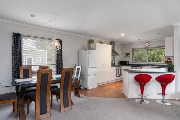 Photo of property in 18 Lincoln Road, Carterton, 5713