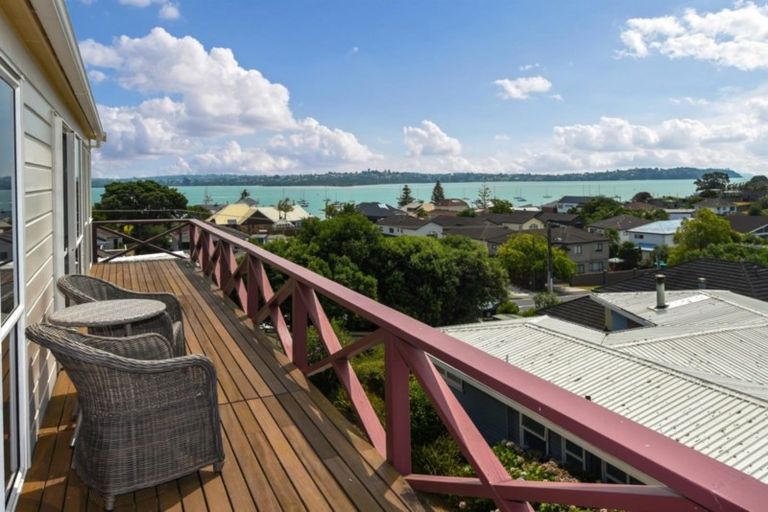 Photo of property in 2/158 Bucklands Beach Road, Bucklands Beach, Auckland, 2012