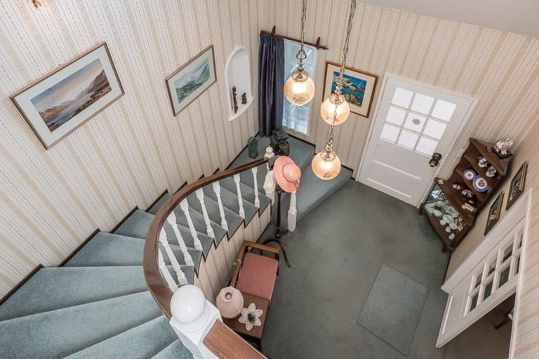 Photo of property in 2 Awanui Drive, Waikanae, 5036